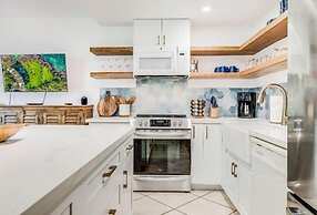 Kihei Surfside, #113 1 Bedroom Condo by RedAwning