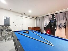 Villa Tranquility 4 Bedroom Home by RedAwning