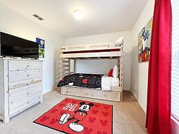 Villa Tranquility 4 Bedroom Home by RedAwning