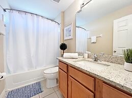 Villa Tranquility 4 Bedroom Home by RedAwning