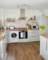 Lovely 2-bed House in St Andrews, Scotland