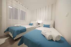 Luxury Majpruz Suites I