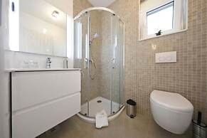 Luxury Majpruz Suites I