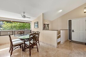 Wailea Ekolu, #914 2 Bedroom Condo by RedAwning