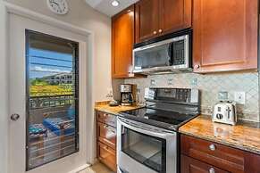 Wailea Ekolu, #914 2 Bedroom Condo by RedAwning