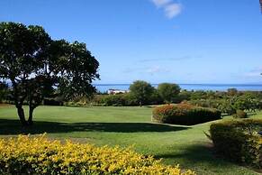 Wailea Ekolu, #914 2 Bedroom Condo by RedAwning