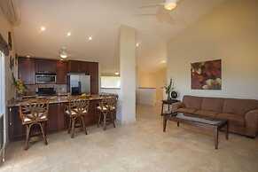 Wailea Ekolu, #914 2 Bedroom Condo by RedAwning
