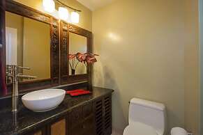 Wailea Ekolu, #914 2 Bedroom Condo by RedAwning