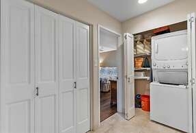 Wailea Ekolu, #914 2 Bedroom Condo by RedAwning