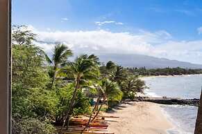 Kihei Beach, #510 2 Bedroom Condo by RedAwning