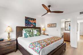 Kihei Beach, #510 2 Bedroom Condo by RedAwning