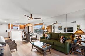 Kihei Beach, #510 2 Bedroom Condo by RedAwning