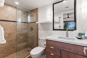 Kihei Beach, #510 2 Bedroom Condo by RedAwning