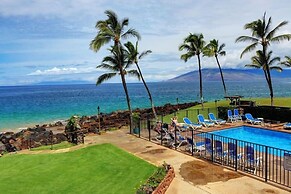 Kihei Surfside, #205 1 Bedroom Condo by RedAwning