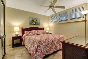 Kihei Surfside, #205 1 Bedroom Condo by RedAwning
