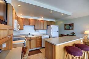 Kihei Surfside, #205 1 Bedroom Condo by RedAwning