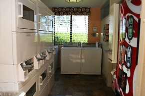 Kihei Surfside, #411 1 Bedroom Condo by RedAwning