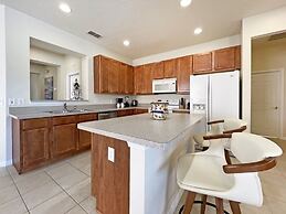 Villa Marcello 4 Bedroom Home by RedAwning