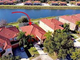 Villa Marcello 4 Bedroom Home by RedAwning