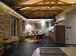 Athena Suite by Peliva Nature Suites