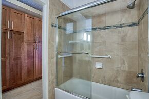 Haleakala Shores by Coldwell Banker Island Vacations