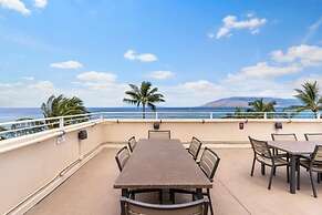 Royal Mauian, #317 2 Bedroom Condo by RedAwning