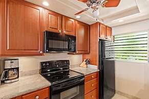 Royal Mauian, #317 2 Bedroom Condo by RedAwning