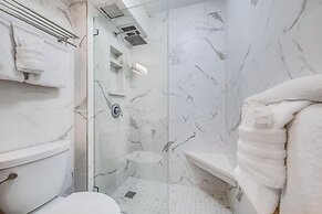 Sugar Beach Resort, #ph27 1 Bedroom Condo by RedAwning