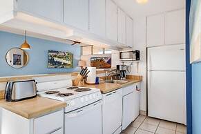 Kamaole Nalu, #601 2 Bedroom Condo by RedAwning