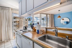 Kamaole Nalu, #601 2 Bedroom Condo by RedAwning