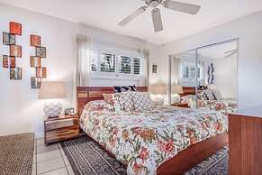 Kihei Beach, #207 1 Bedroom Condo by RedAwning