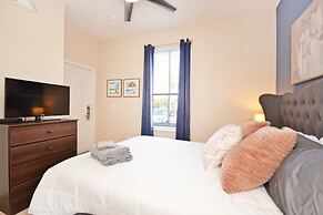 La Mirage 4 Bedroom Townhouse by RedAwning