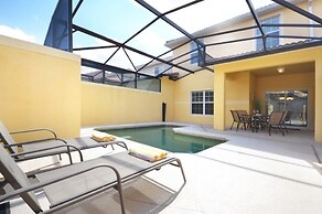 California Palms 4 Bedroom Condo by Redawning