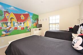 California Palms 4 Bedroom Condo by RedAwning