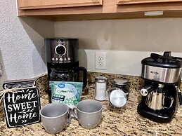 California Palms 4 Bedroom Condo by RedAwning