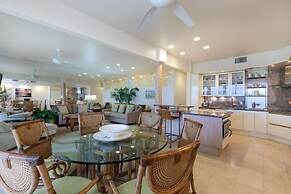 Makena Surf, #f-110 2 Bedroom Condo by RedAwning