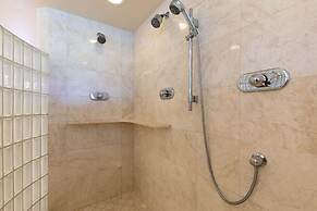 Makena Surf, #f-110 2 Bedroom Condo by RedAwning
