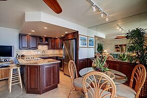 Kihei Beach, #307 1 Bedroom Condo by RedAwning