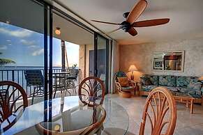 Kihei Beach, #307 1 Bedroom Condo by RedAwning