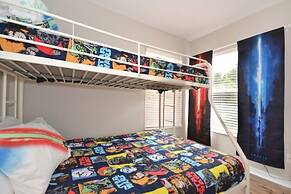 Summer Sparkle 4 Bedroom Home by RedAwning