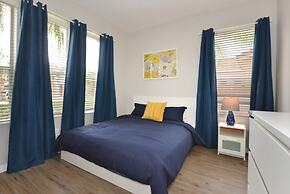 Summer Sparkle 4 Bedroom Home by RedAwning