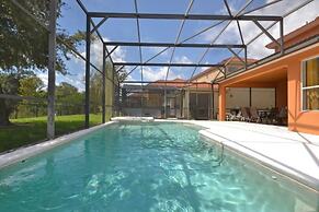 Summer Sparkle 4 Bedroom Home by RedAwning