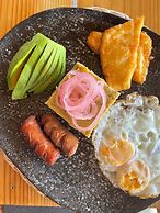 Catalina Tropical Lodge