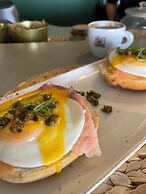 Catalina Tropical Lodge