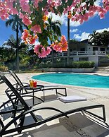 Catalina Tropical Lodge