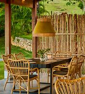 Catalina Tropical Lodge