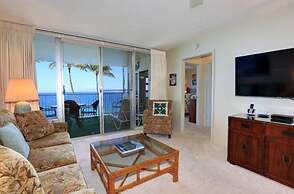 Royal Mauian, #416 2 Bedroom Condo by RedAwning