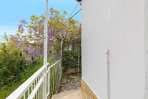 2335 Villetta Ada by Barbarhouse