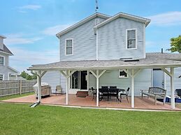 Beach House - Y842 Minutes To York Beach 3 Bedroom Home by RedAwning