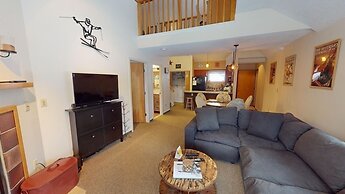 Woods Resort and Spa by RedAwning